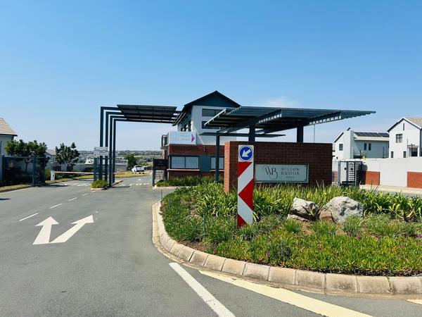 House For Sale in Knoppieslaagte, Centurion